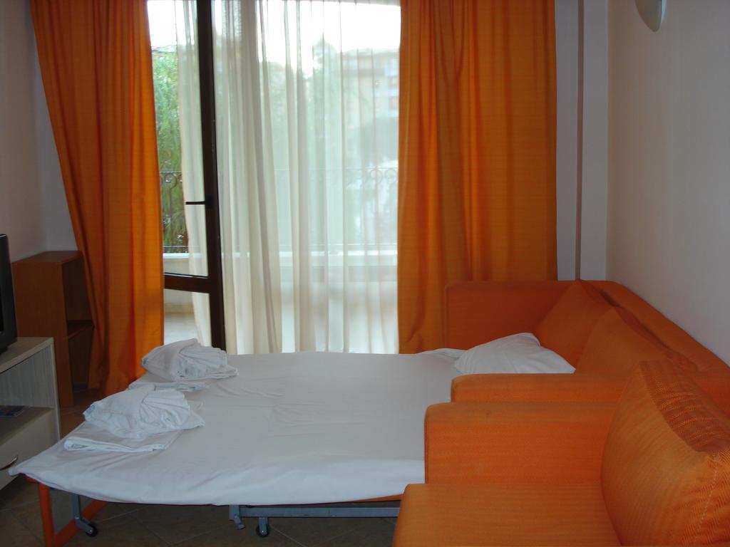 Royal Sun - Sunny Cove Apartment Slantchev Briag Extérieur photo