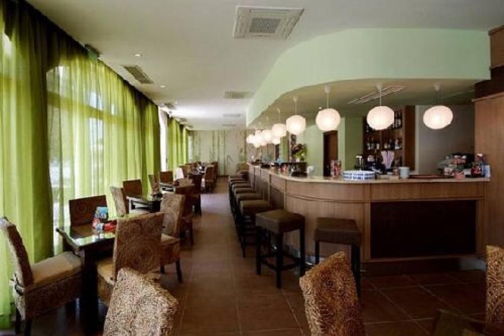 Royal Sun - Sunny Cove Apartment Slantchev Briag Extérieur photo