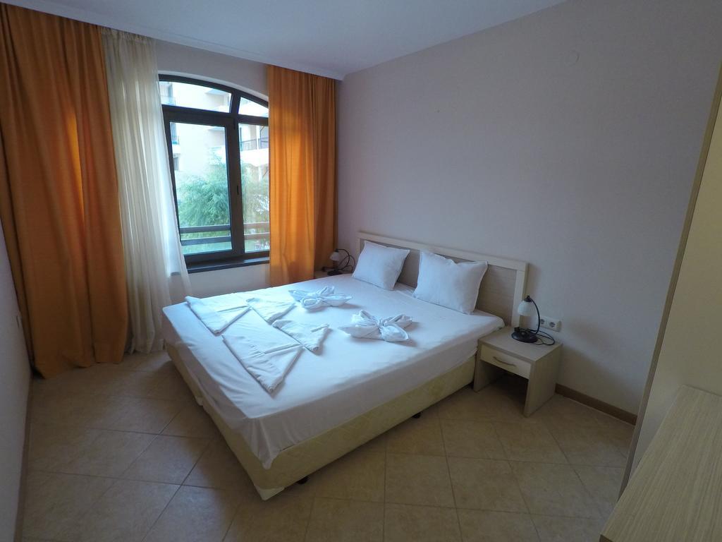 Royal Sun - Sunny Cove Apartment Slantchev Briag Extérieur photo